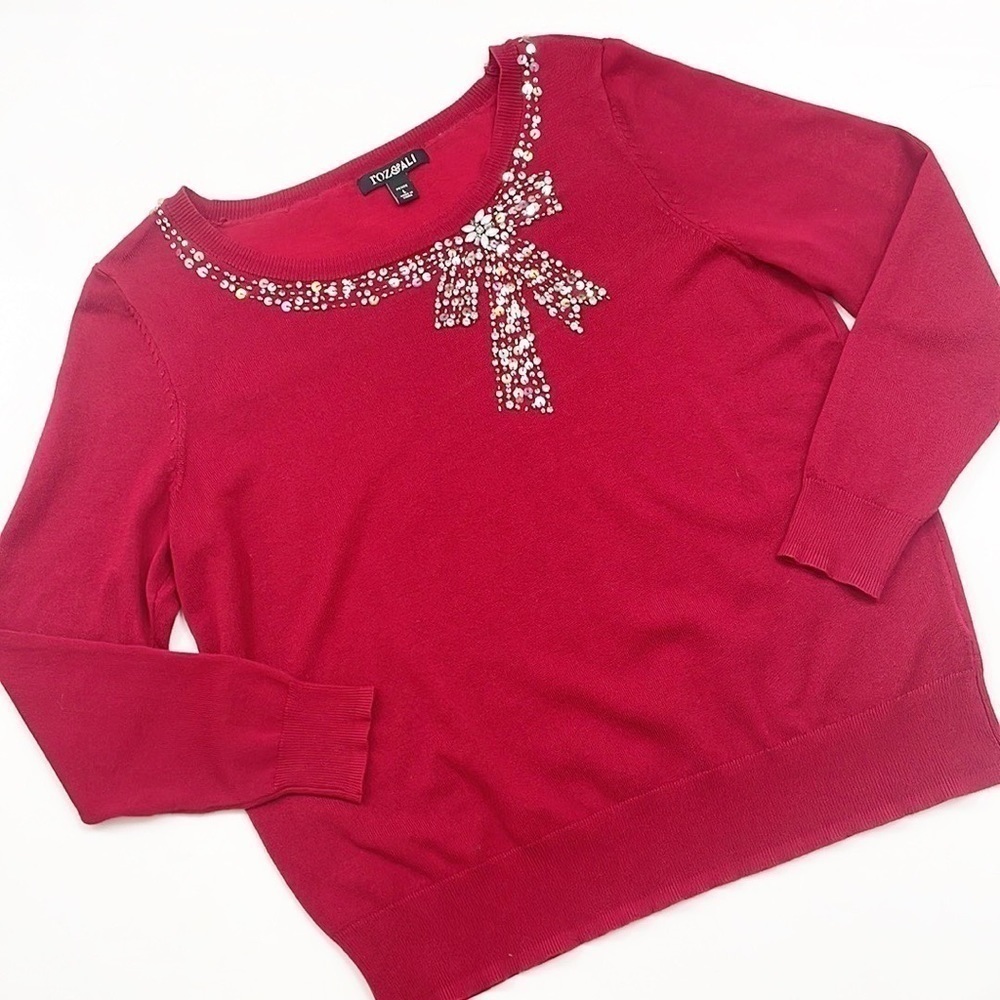Roz & Ali red long sleeve knit sweater w/silver rhinestone and sequin bow accent